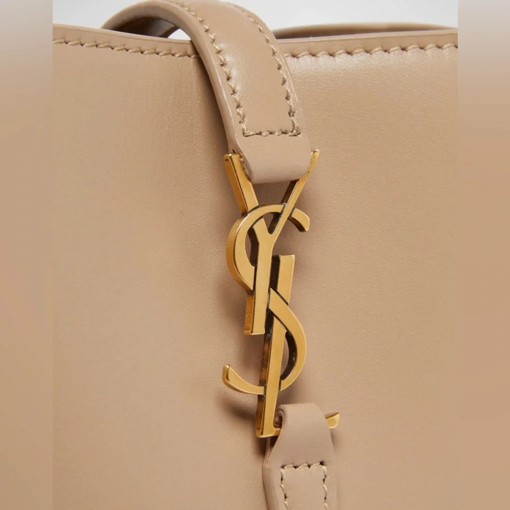 *NWT* Saint Laurent Le 37 Mini YSL Bucket Bag in Smooth Leather - Picture 6 of 8